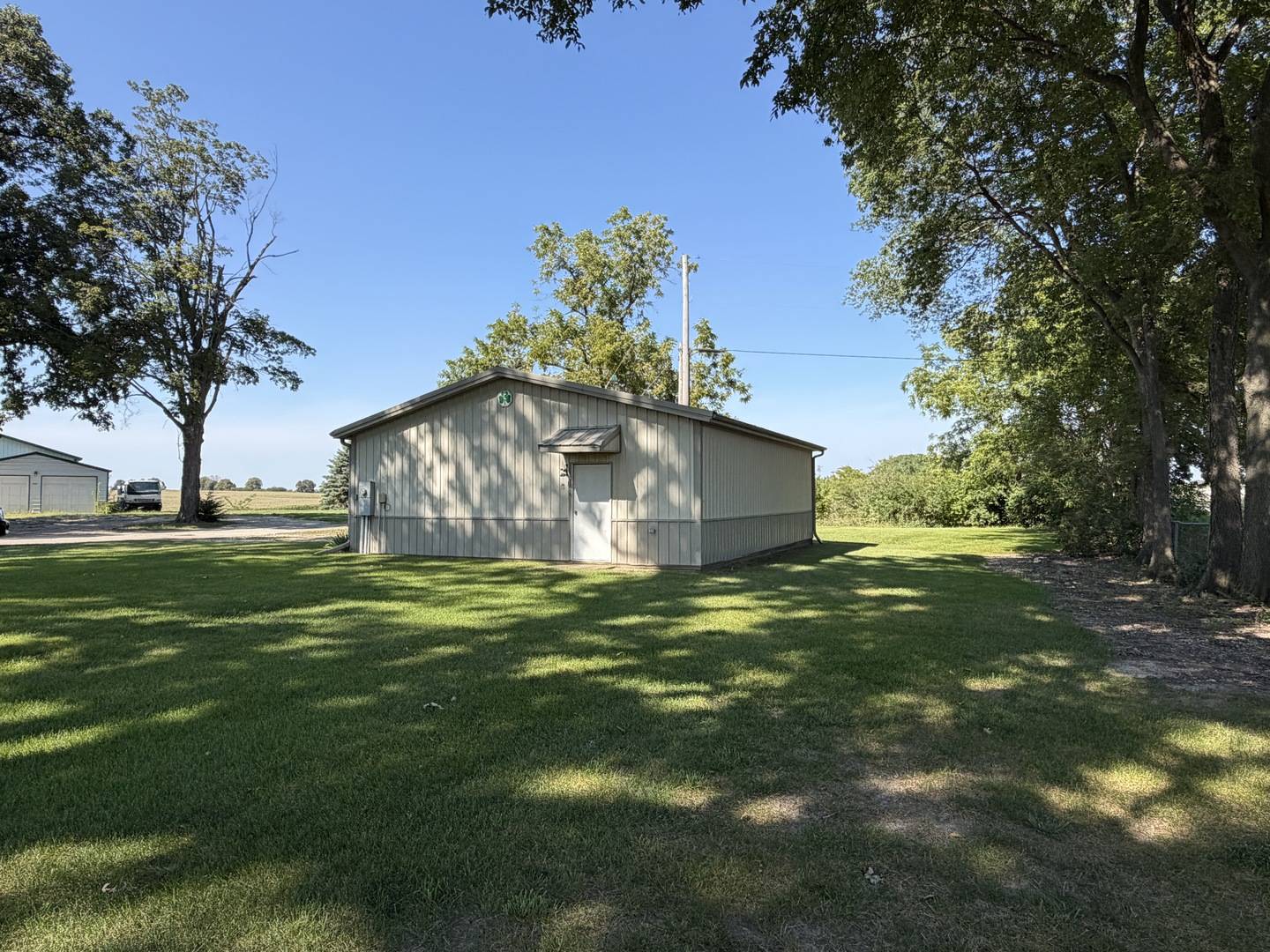 1200 E Richardson ST, Farmer City, IL 61842