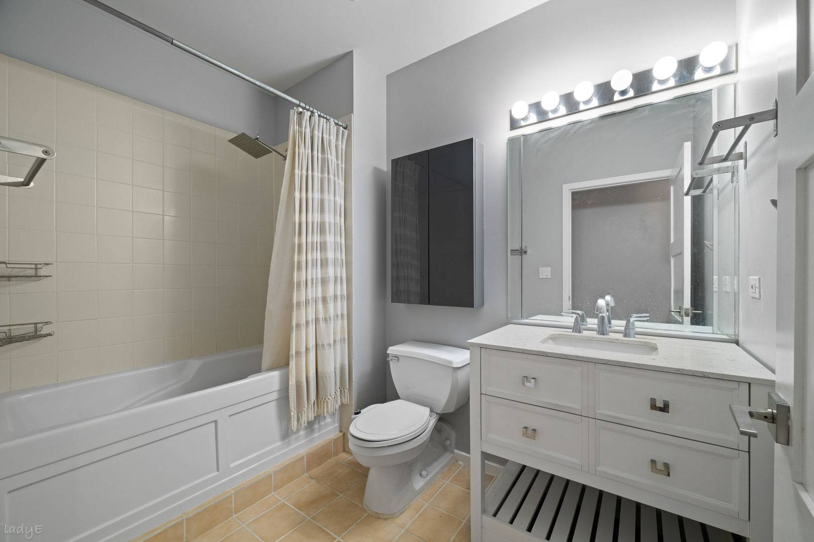 1516 S Wabash AVE #606, Chicago, IL 60605