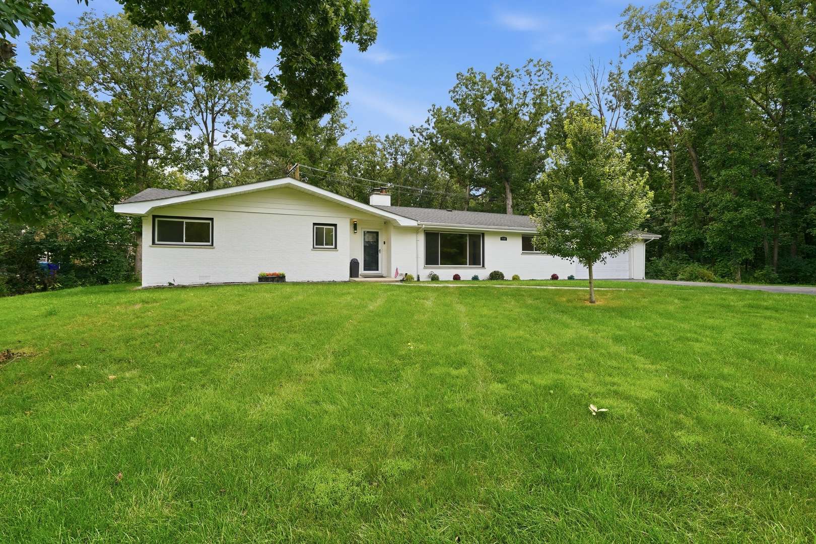 3585 Beckwith LN, Crete, IL 60417