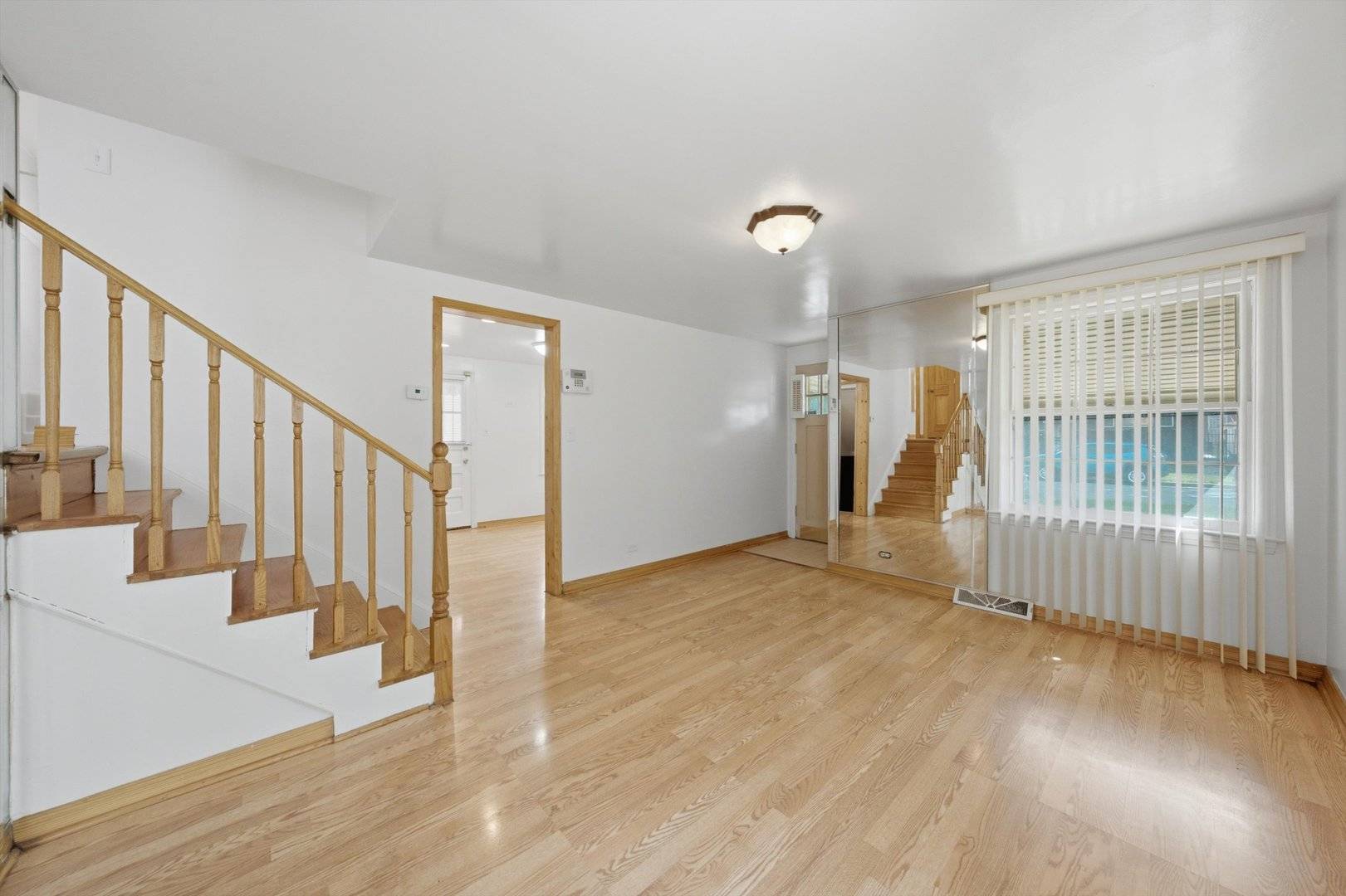 8412 S Seeley AVE, Chicago, IL 60620