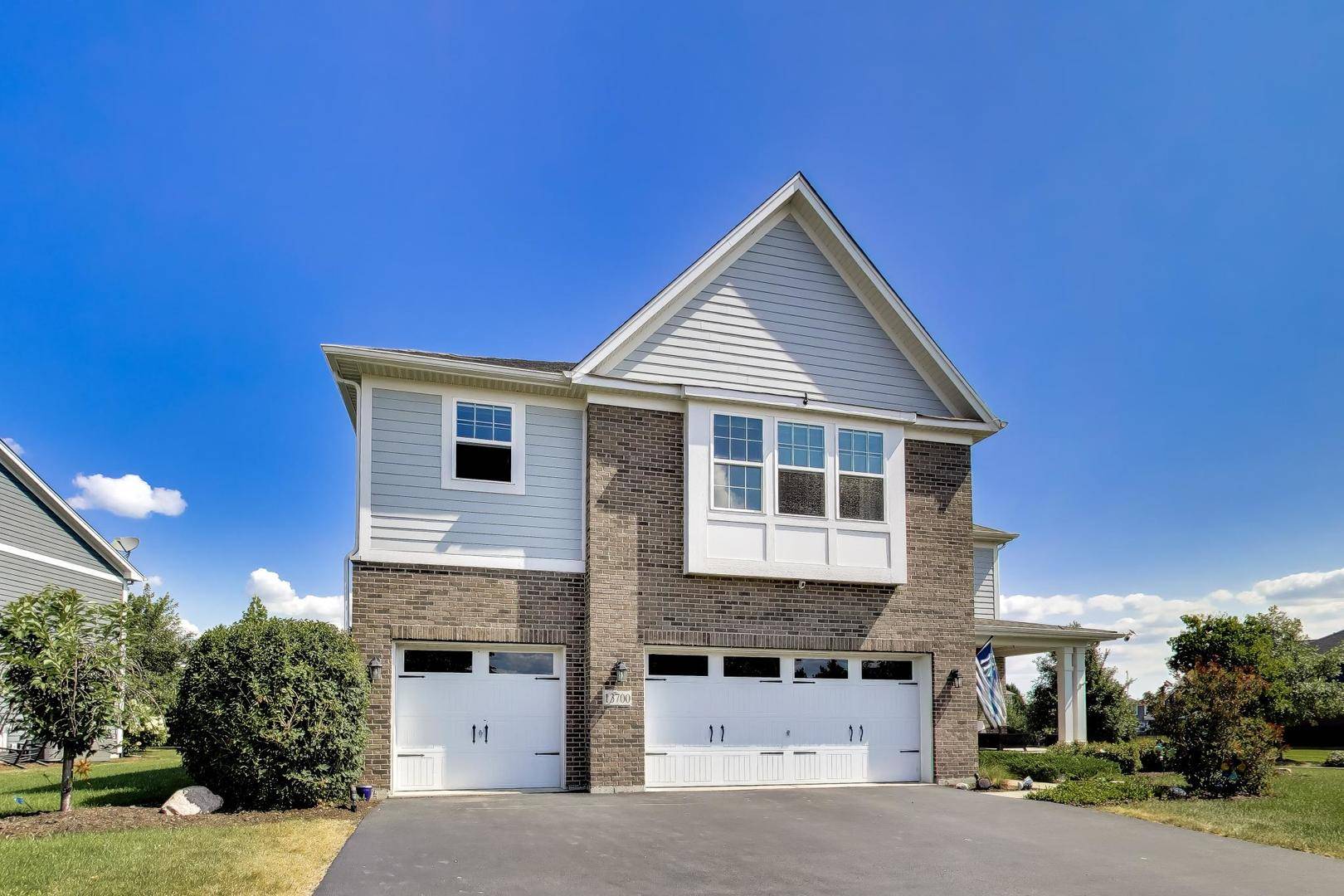 13700 Buchanan DR, Lemont, IL 60439