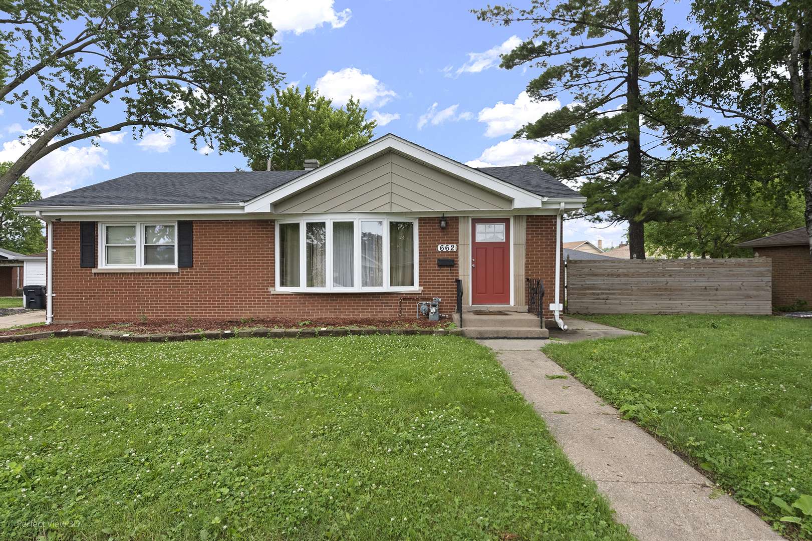 662 E 159th PL, South Holland, IL 60473