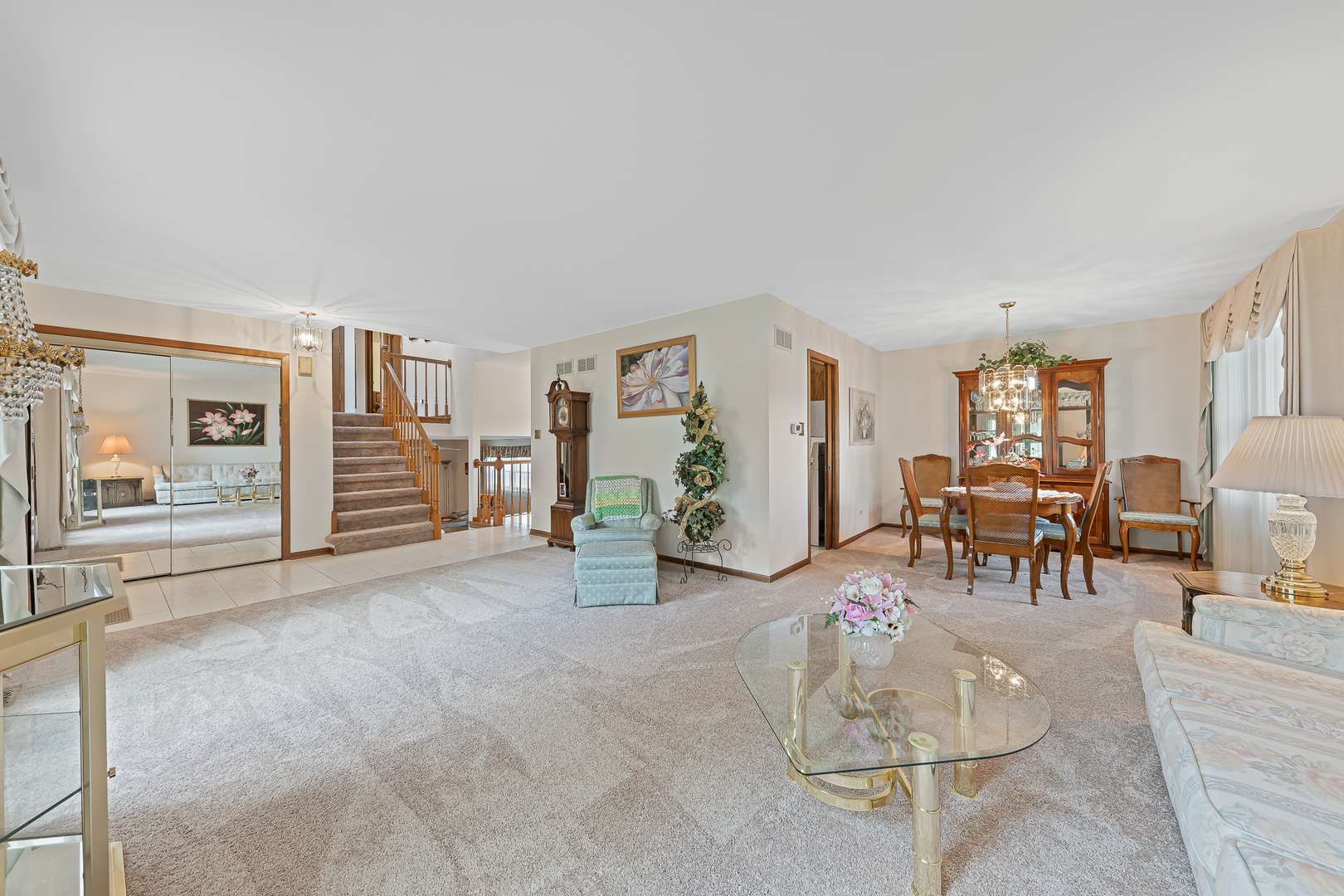 7502 W Lakeside DR, Frankfort, IL 60423