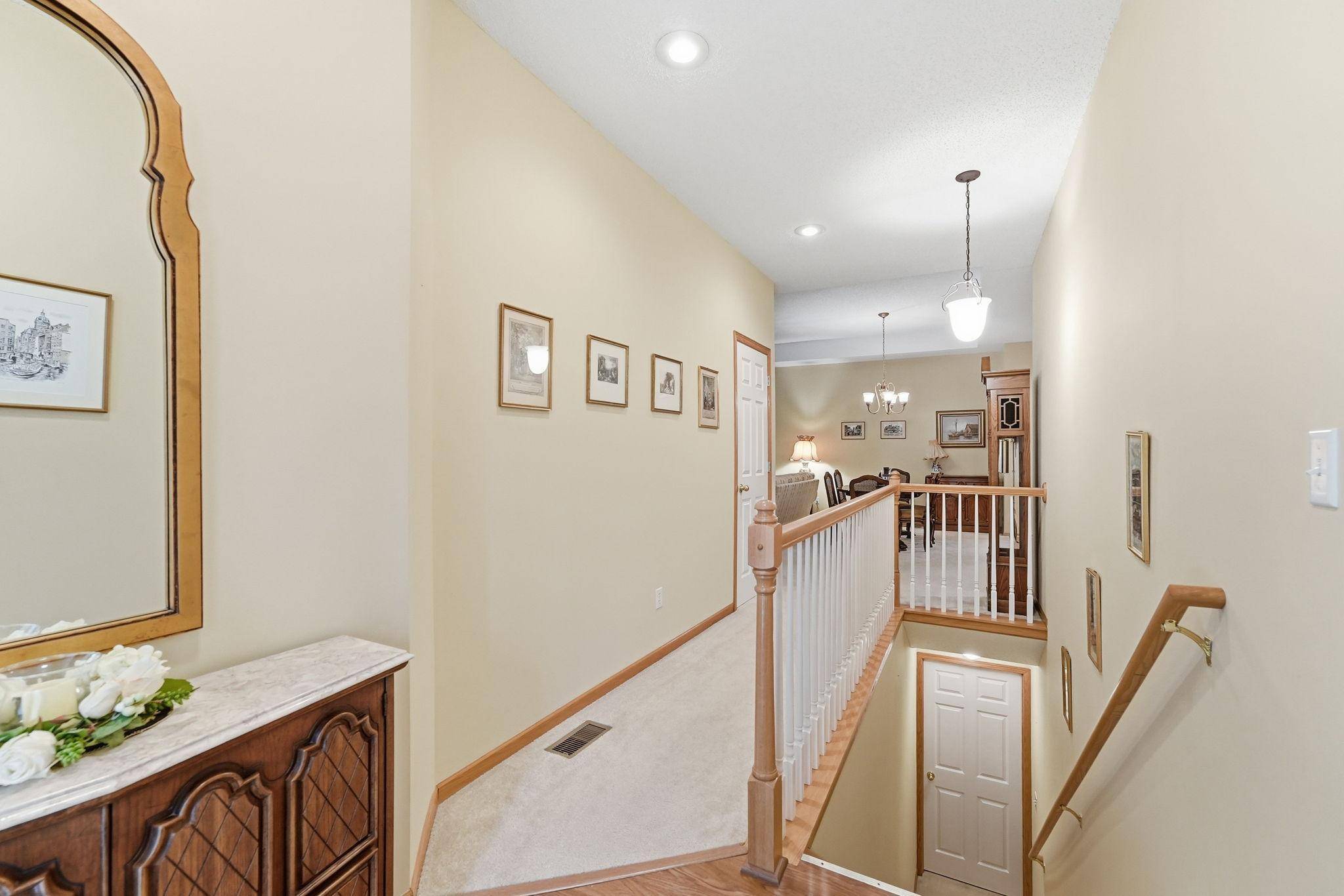 2641 Boulder WAY, Burnsville, MN 55337