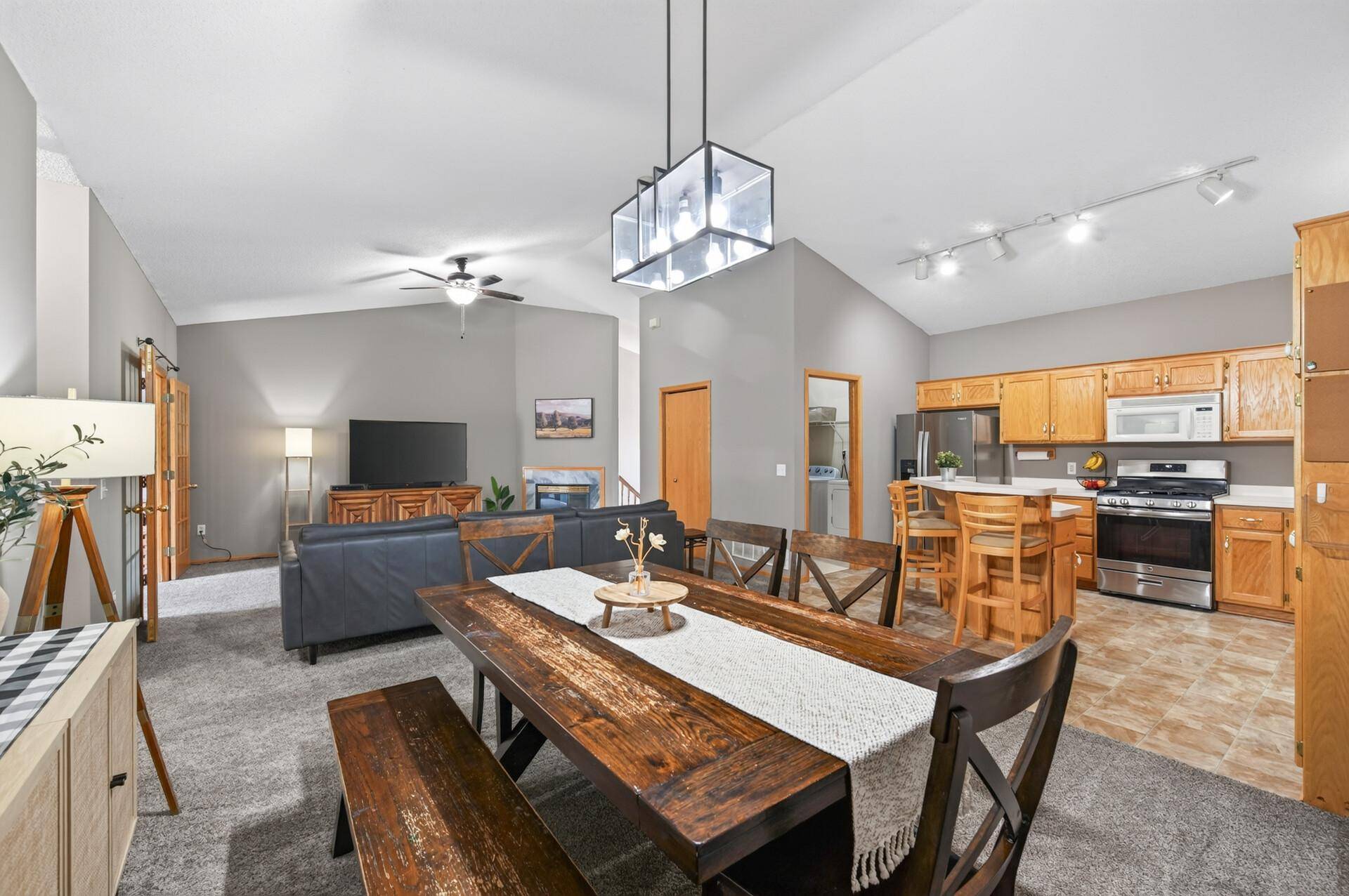12774 Ulysses CIR NE, Blaine, MN 55434