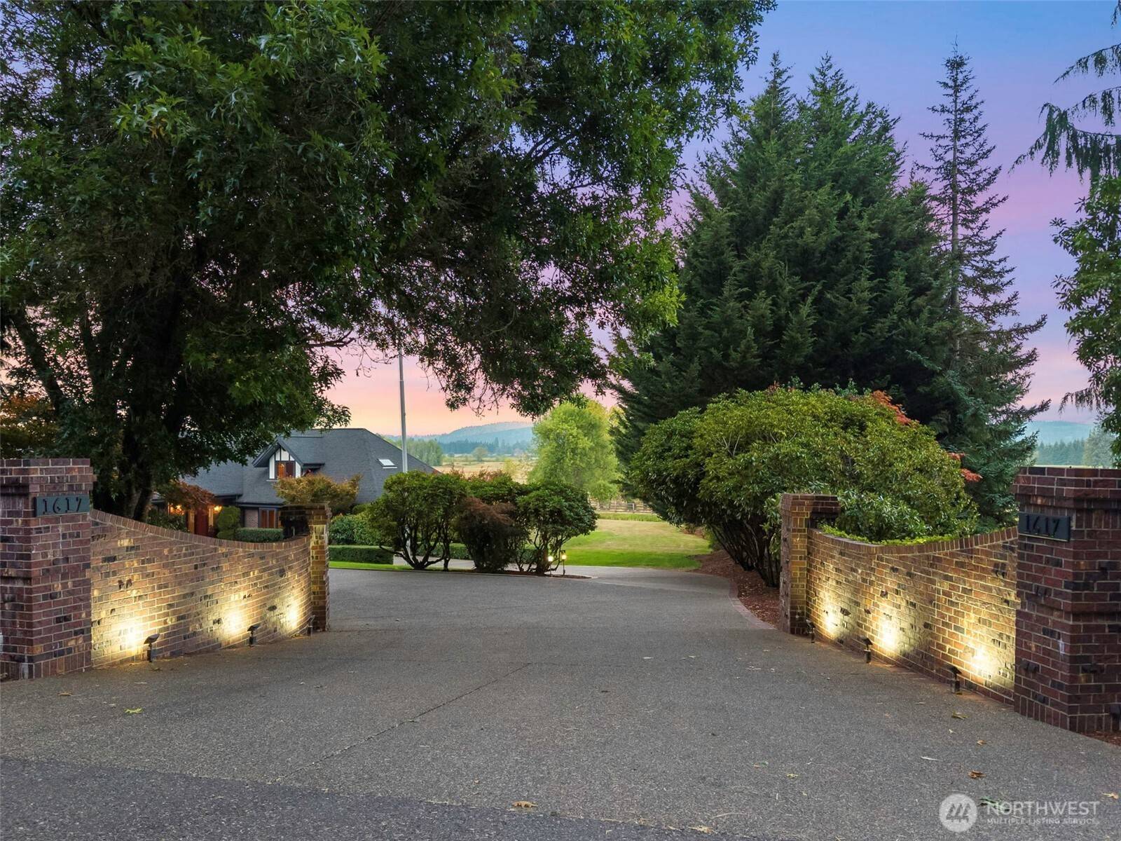 1617 S Scheuber RD, Centralia, WA 98531