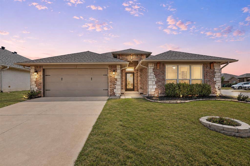 11116 NW 97th ST, Yukon, OK 73099