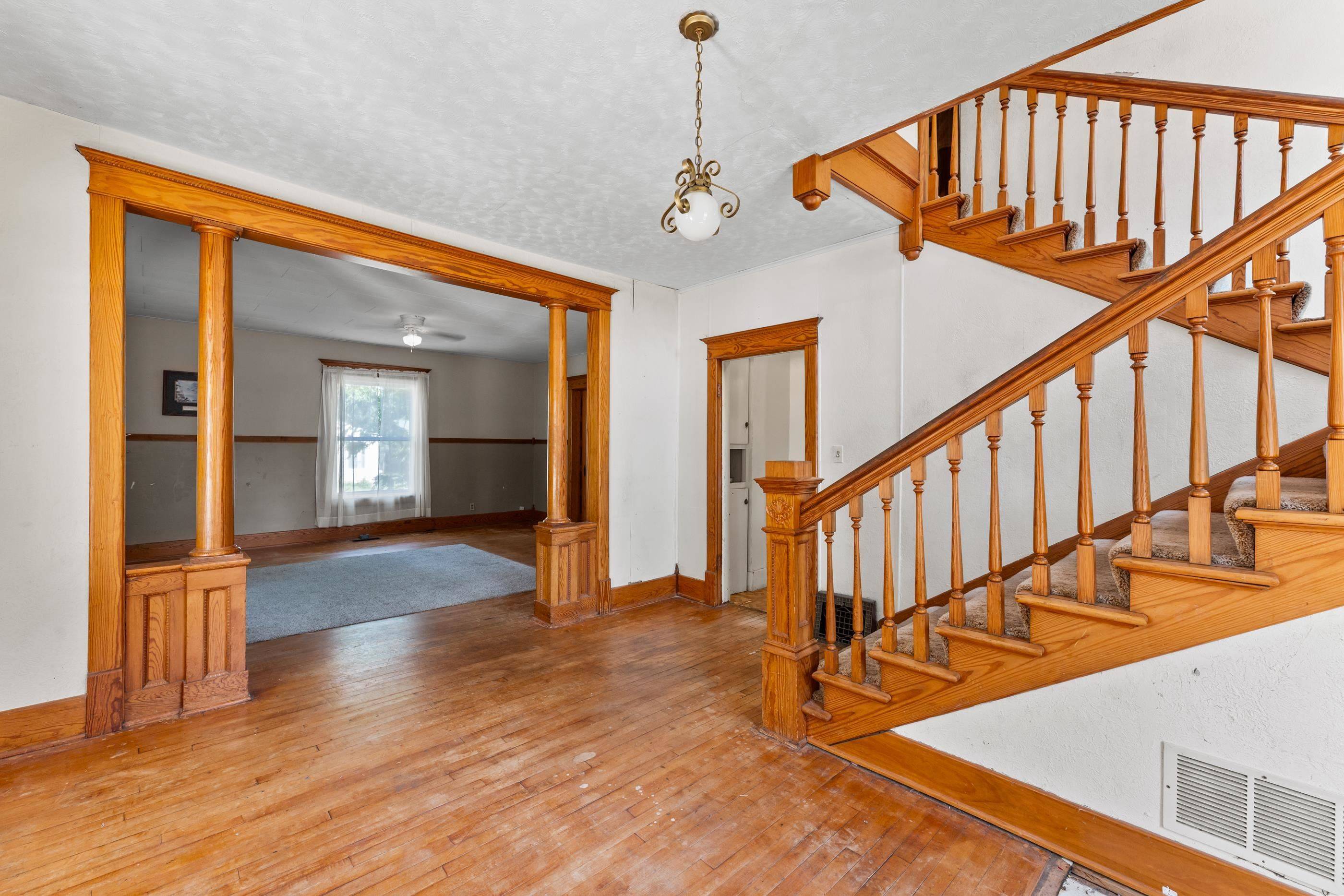825 S Ash St, Mcpherson, KS 67460