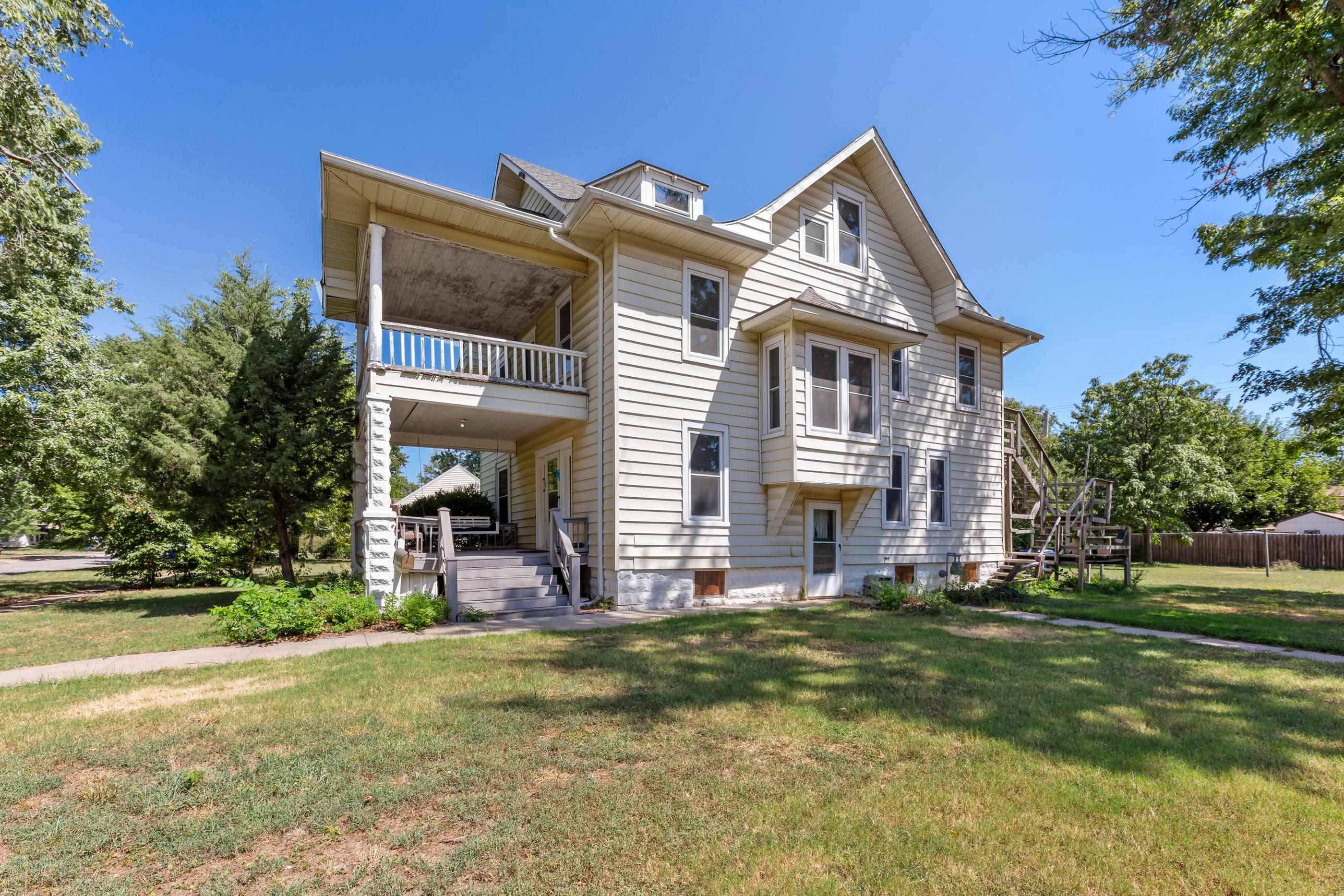 825 S Ash St, Mcpherson, KS 67460