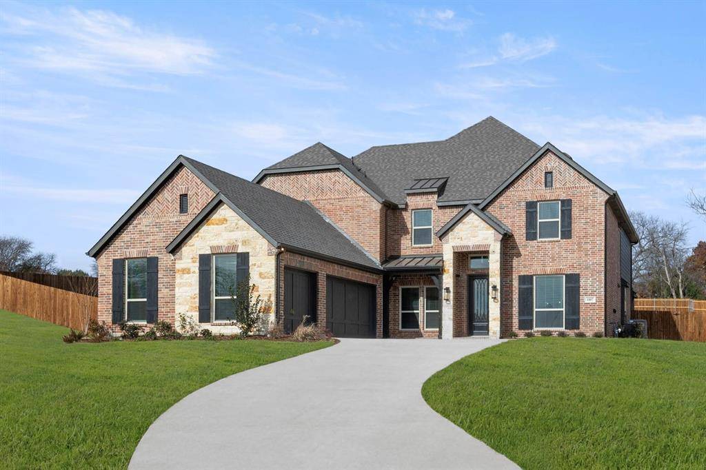 1107 Willow Lake Drive, Desoto, TX 75115