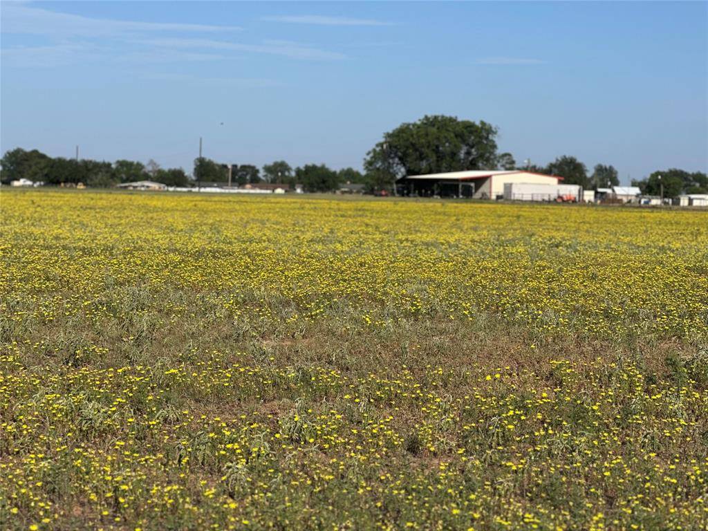 332 SW Railroad Ave, Knox City, TX 79529