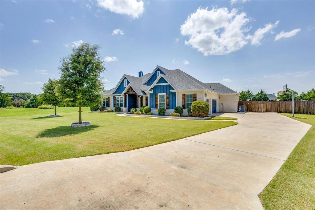 120 Homestead Lane, Waxahachie, TX 75165