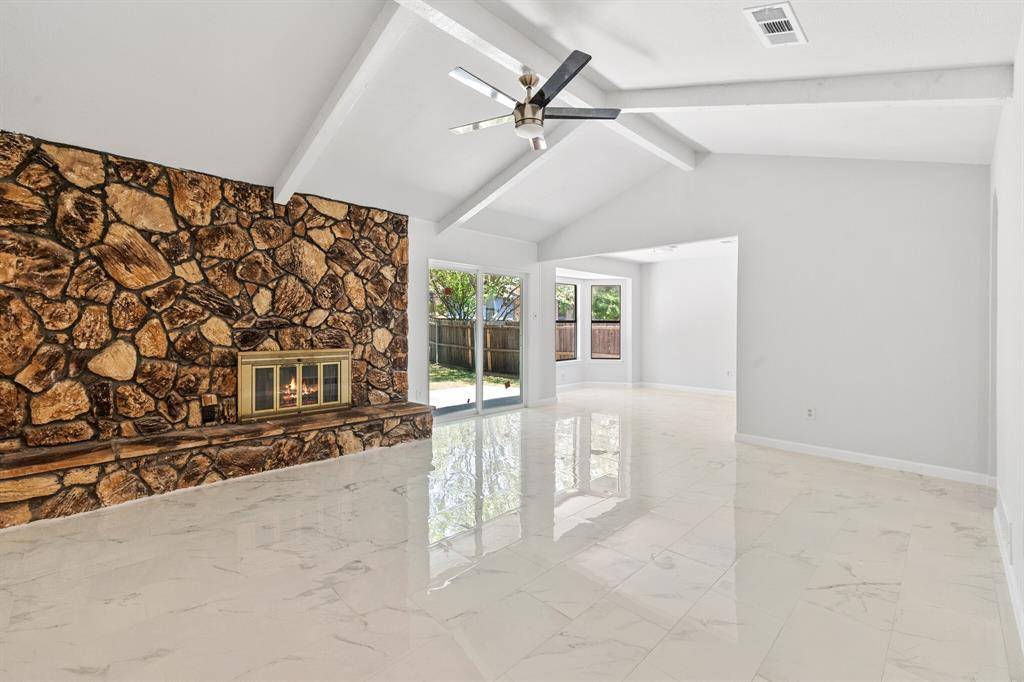 805 Salem Drive, Arlington, TX 76014