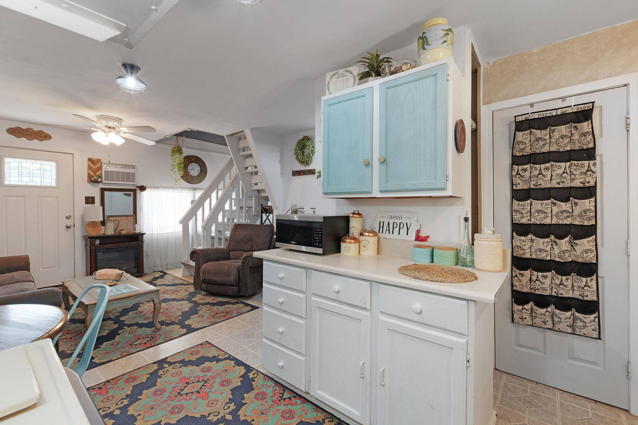 916 Apache DR, Burnet, TX 78611