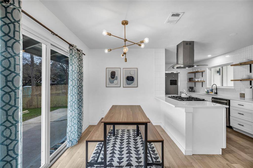 10601 Walnut Bend DR, Austin, TX 78753