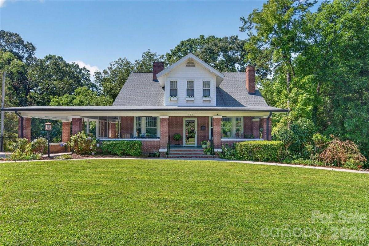 1035 S Belvedere AVE, Gastonia, NC 28054
