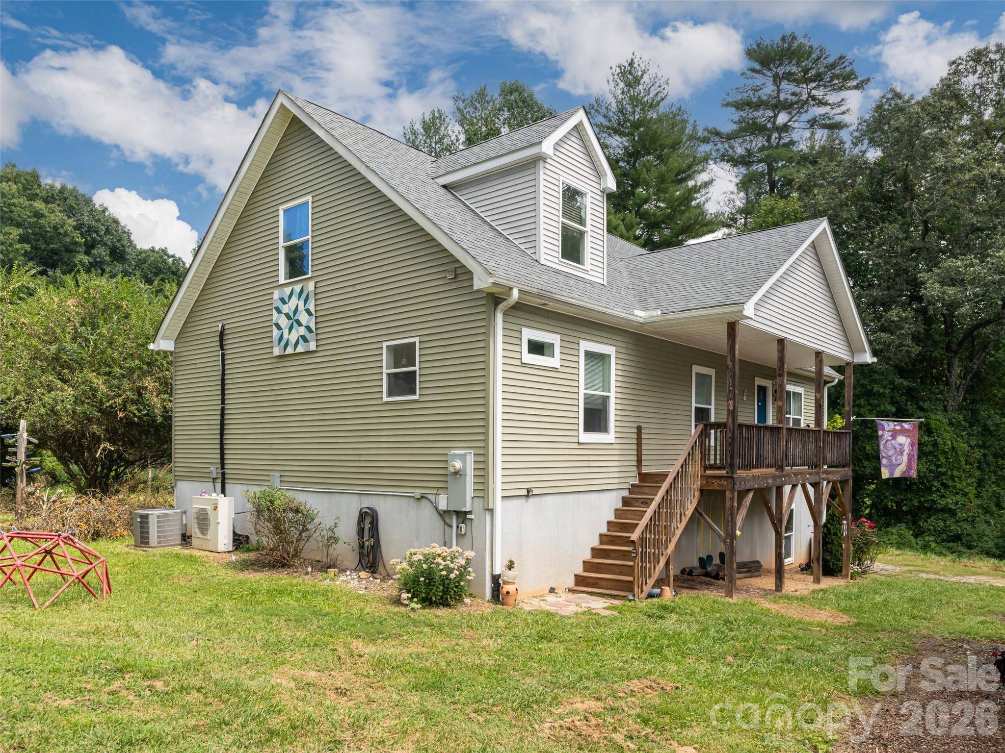 518 Onteora BLVD, Asheville, NC 28803