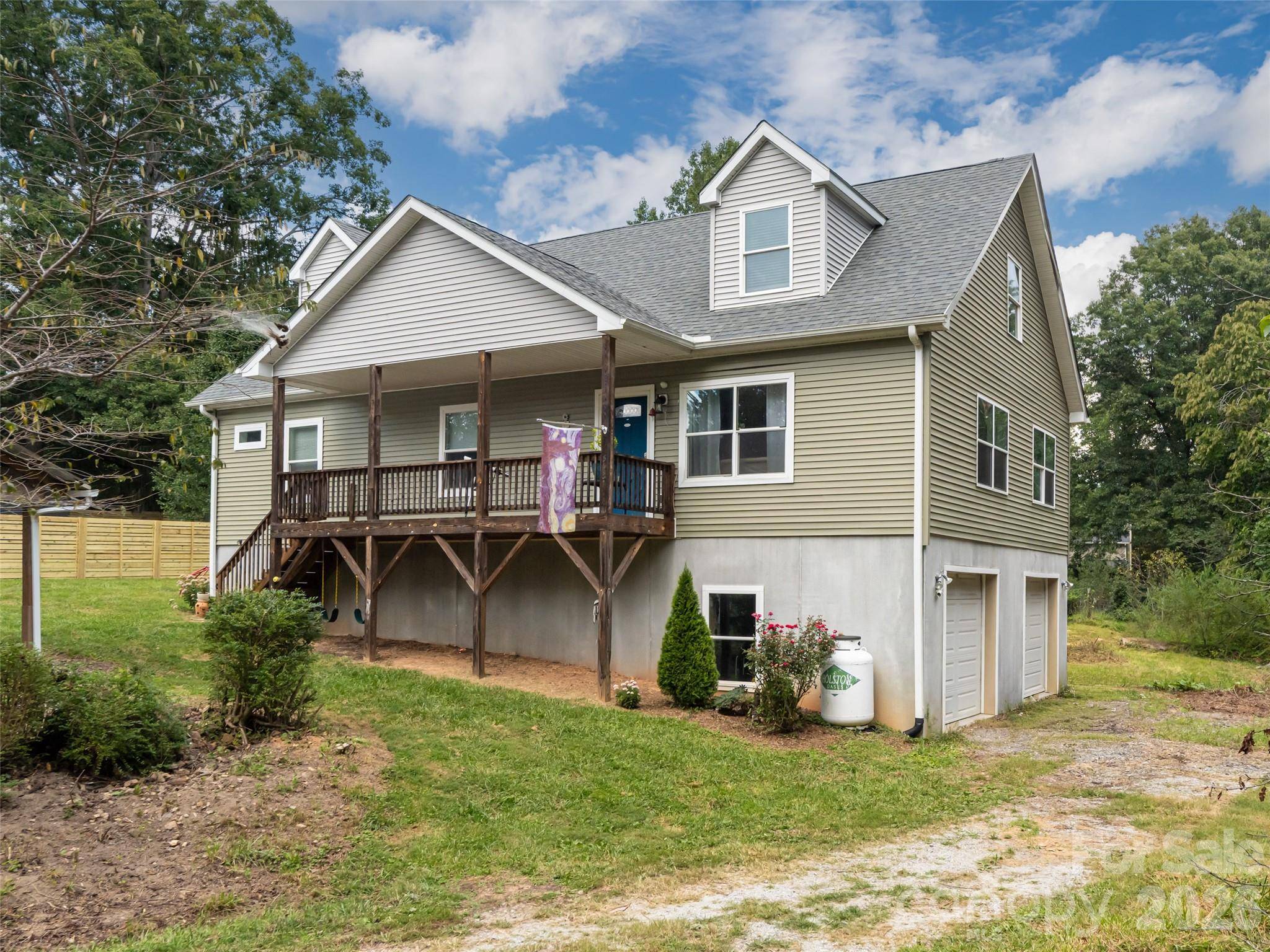 518 Onteora BLVD, Asheville, NC 28803