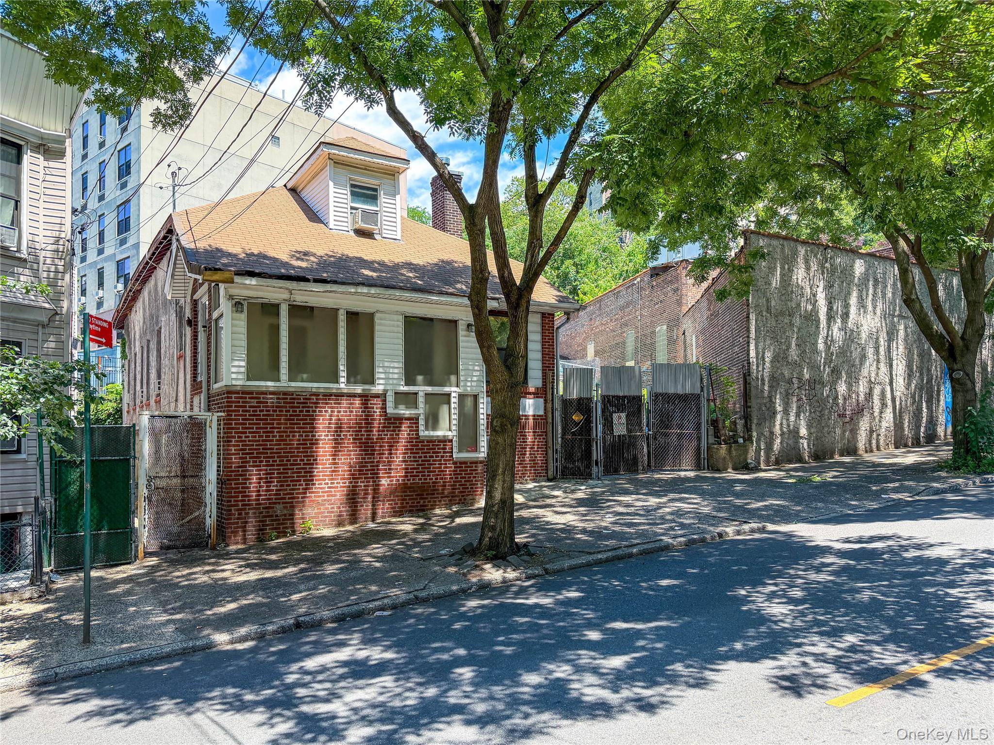 191 W 168th ST, Bronx, NY 10452