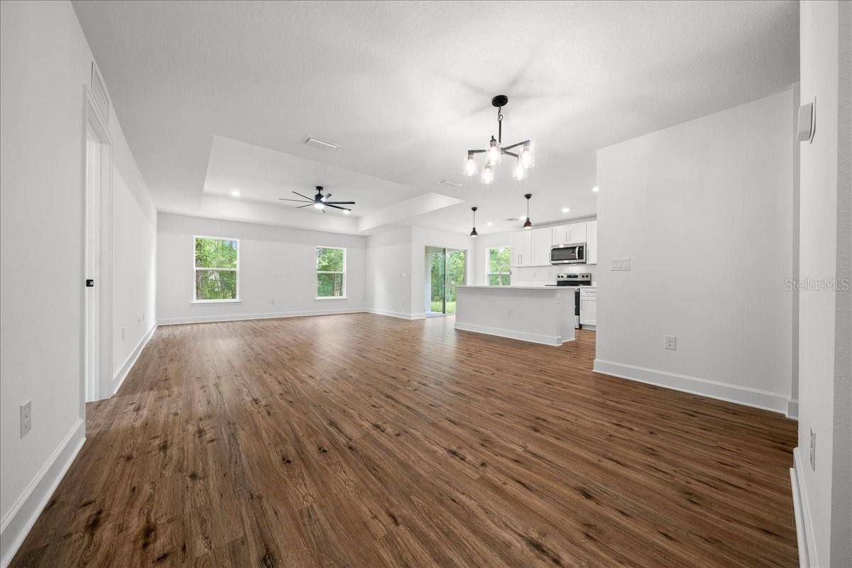 11041 SPOONBILL RD, Weeki Wachee, FL 34613