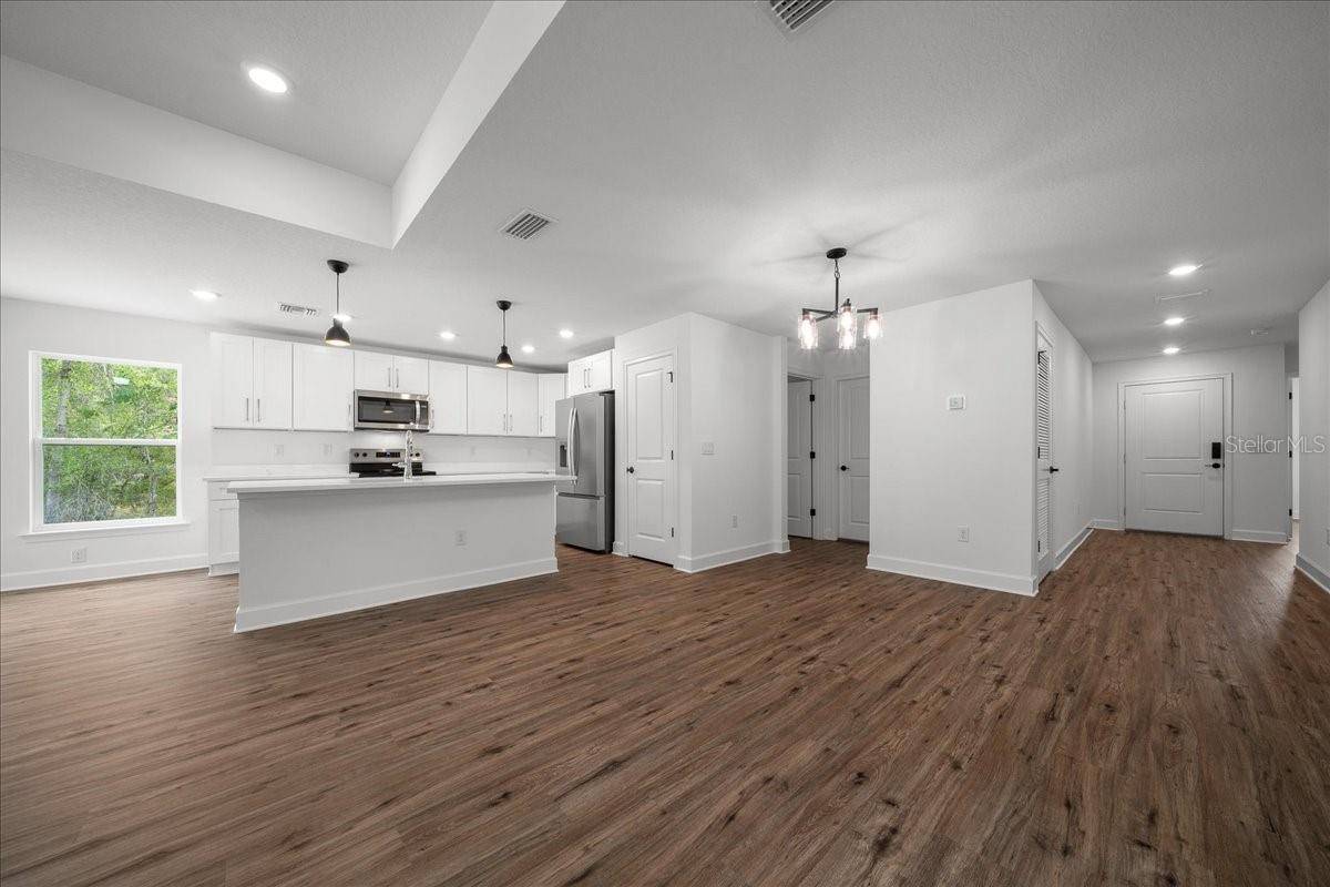 11041 SPOONBILL RD, Weeki Wachee, FL 34613