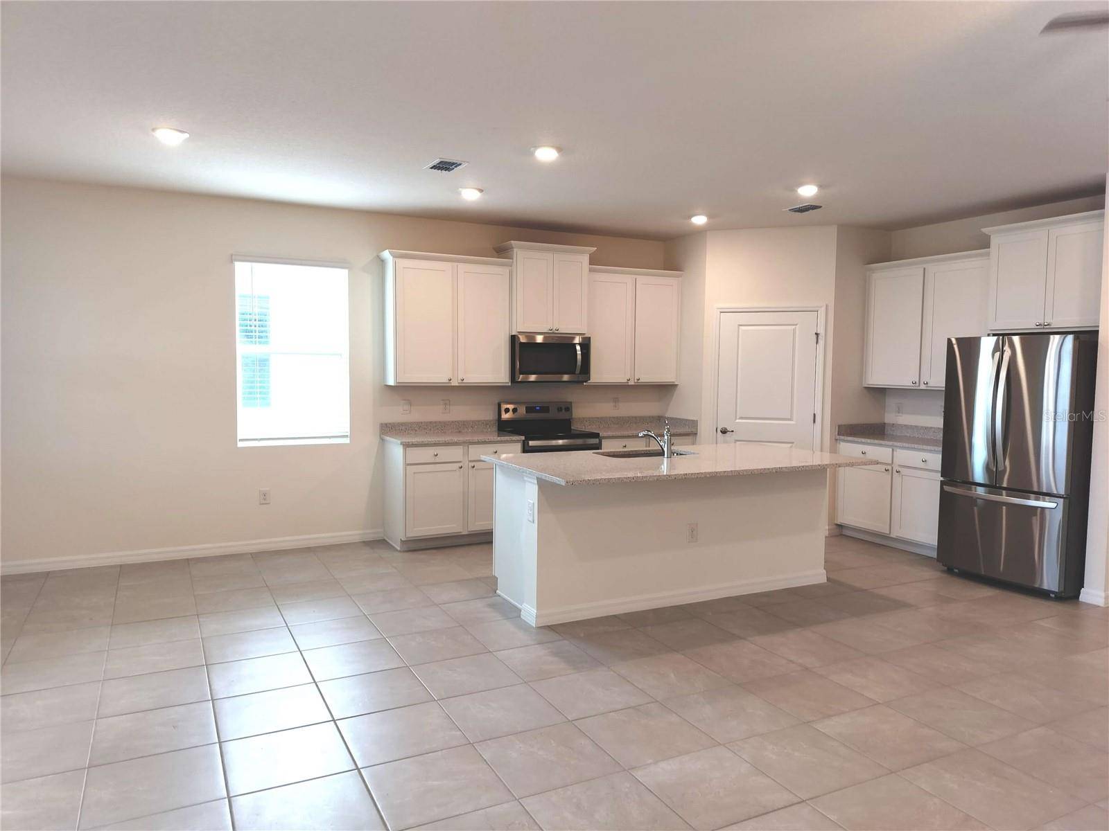 3140 CANOPY OAK BLVD, Wildwood, FL 34785