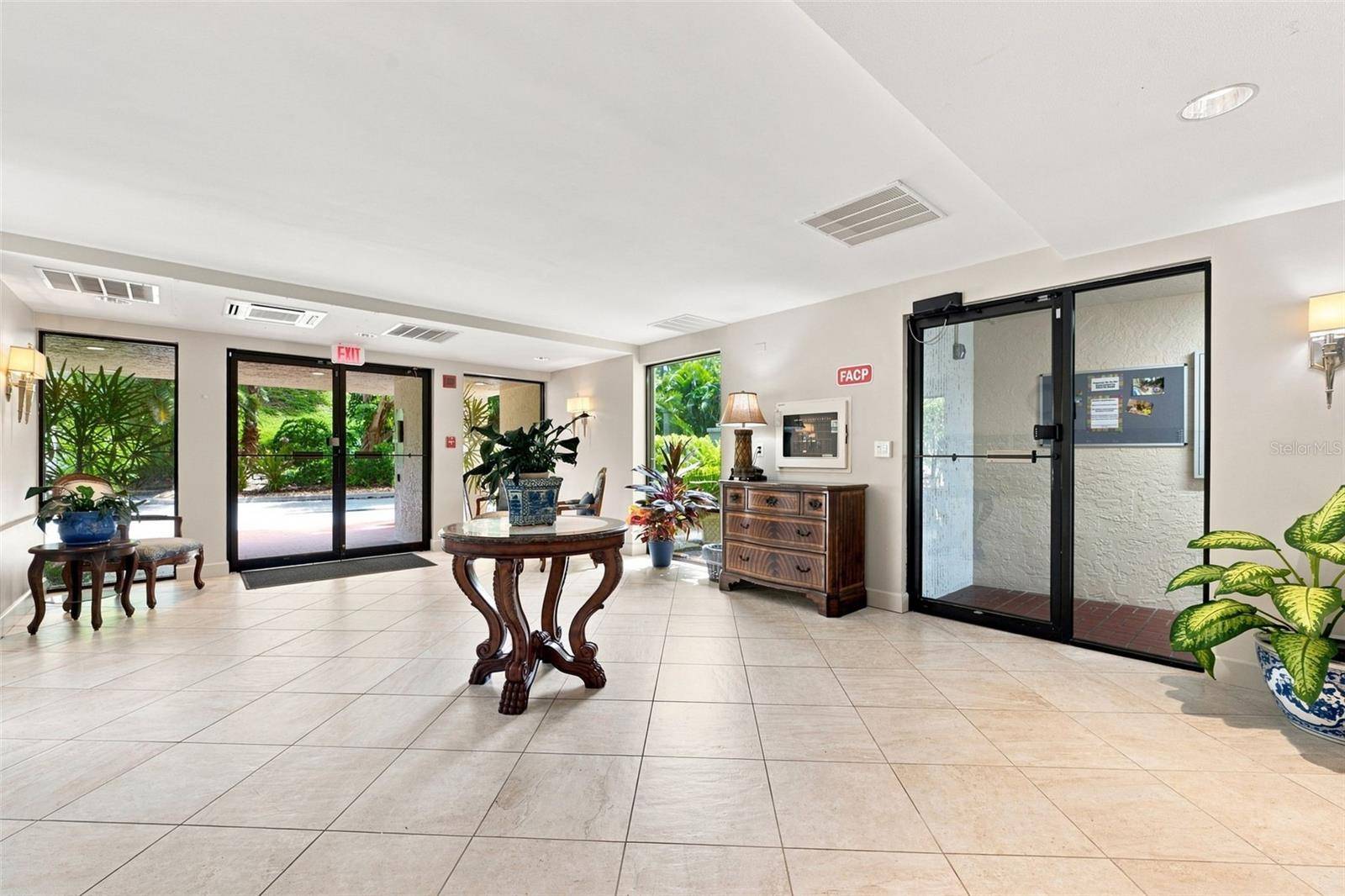 55 ROGERS ST #204, Clearwater, FL 33756