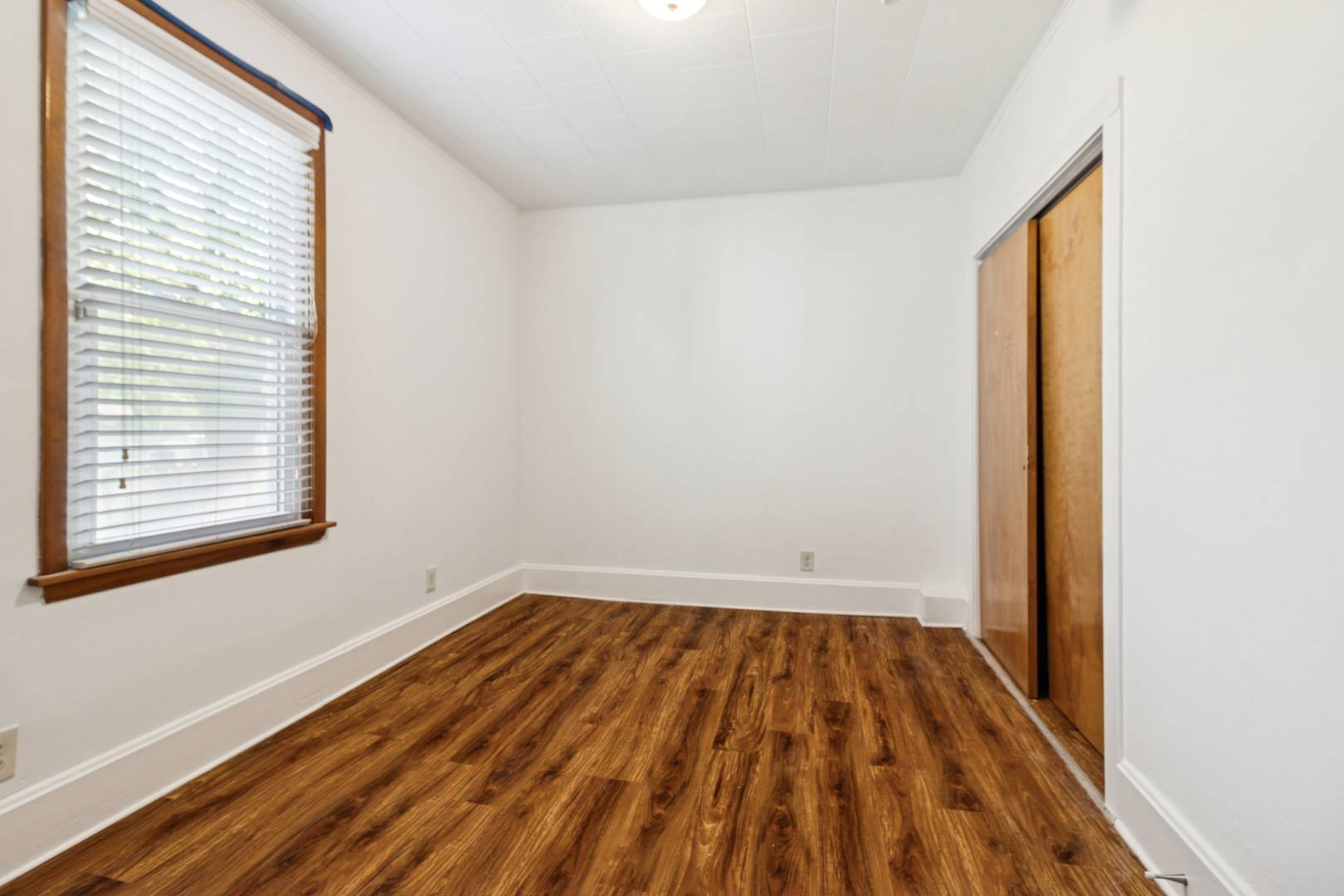 392 W Exchange ST, Crete, IL 60417