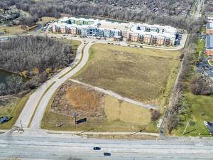 1S625 Oakbrook LK, Oak Brook, IL 60523