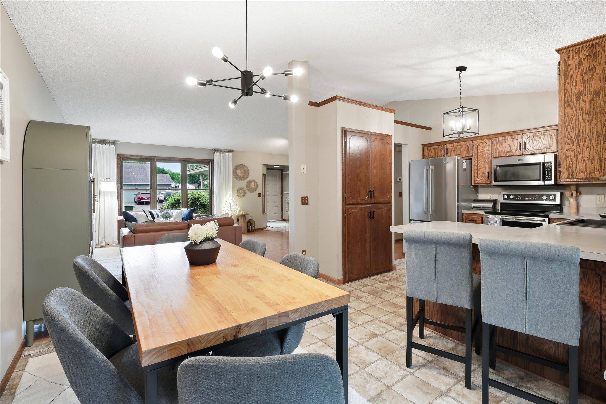 15410 Danville AVE W, Rosemount, MN 55068