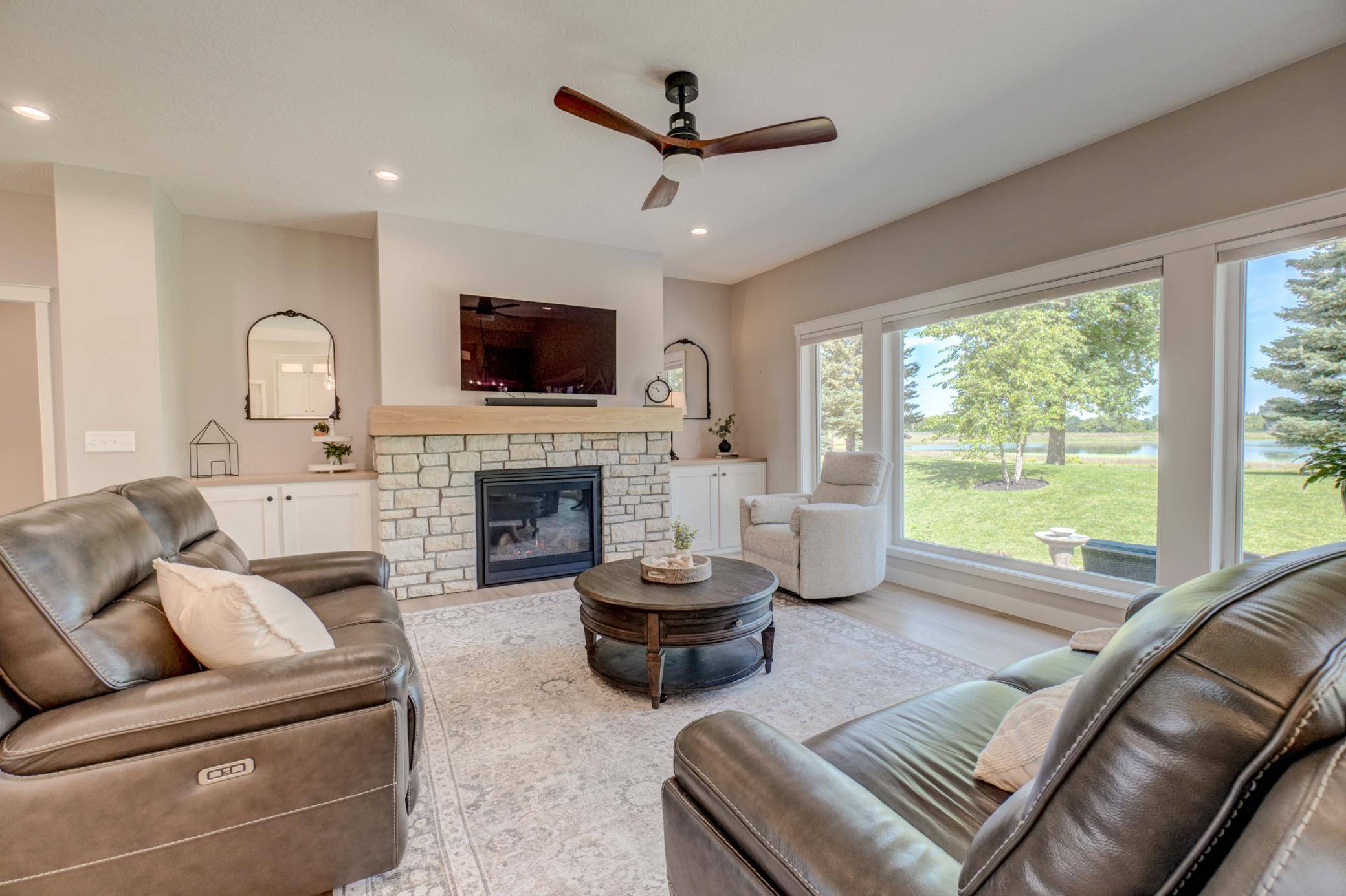 803 11th ST NE, New Prague, MN 56071
