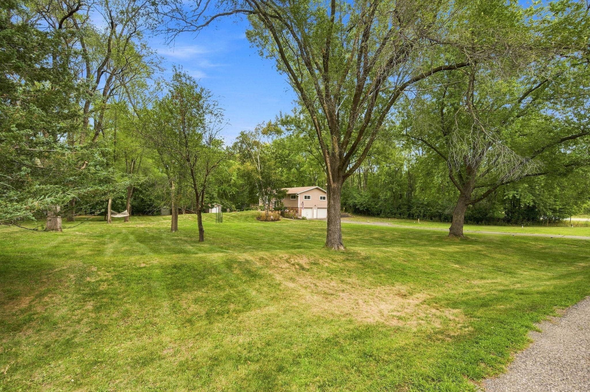 861 Willow Ridge 1, Hudson, WI 54016