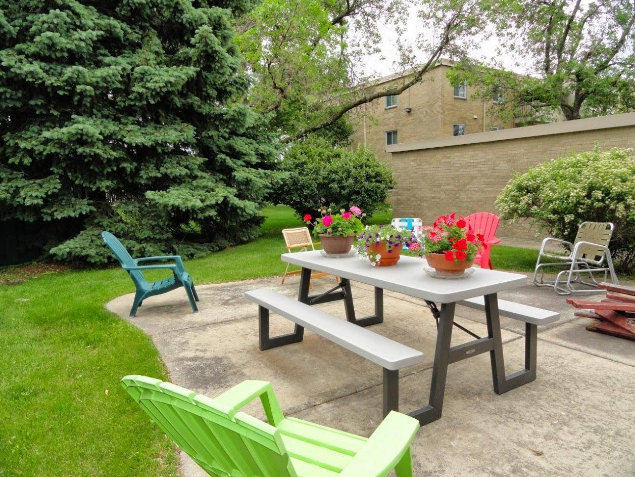 7000 Sandell AVE #14, Edina, MN 55435