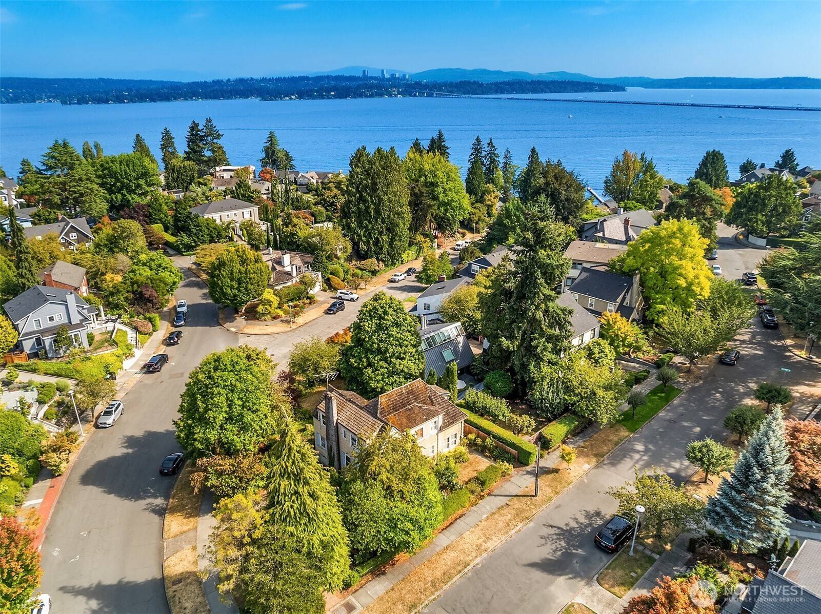 5003 NE 41st ST, Seattle, WA 98105