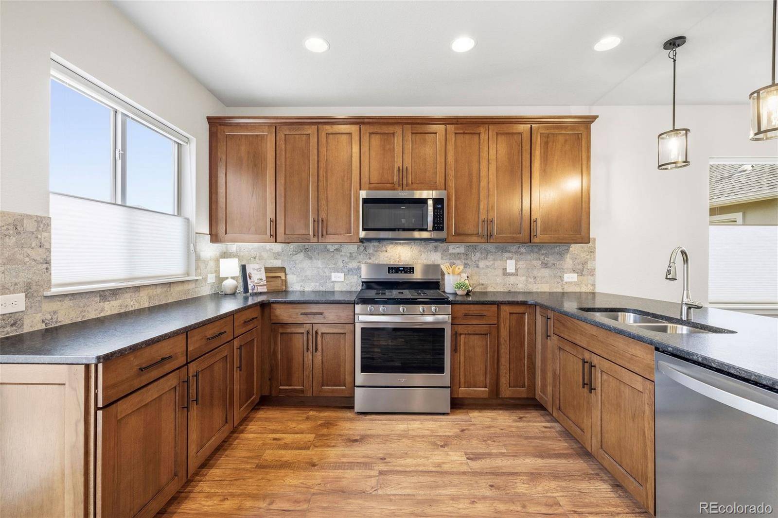 627 Sage Forest LN, Monument, CO 80132