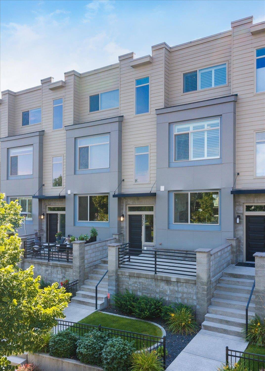 2377 W Summit Pkwy, Spokane, WA 99201