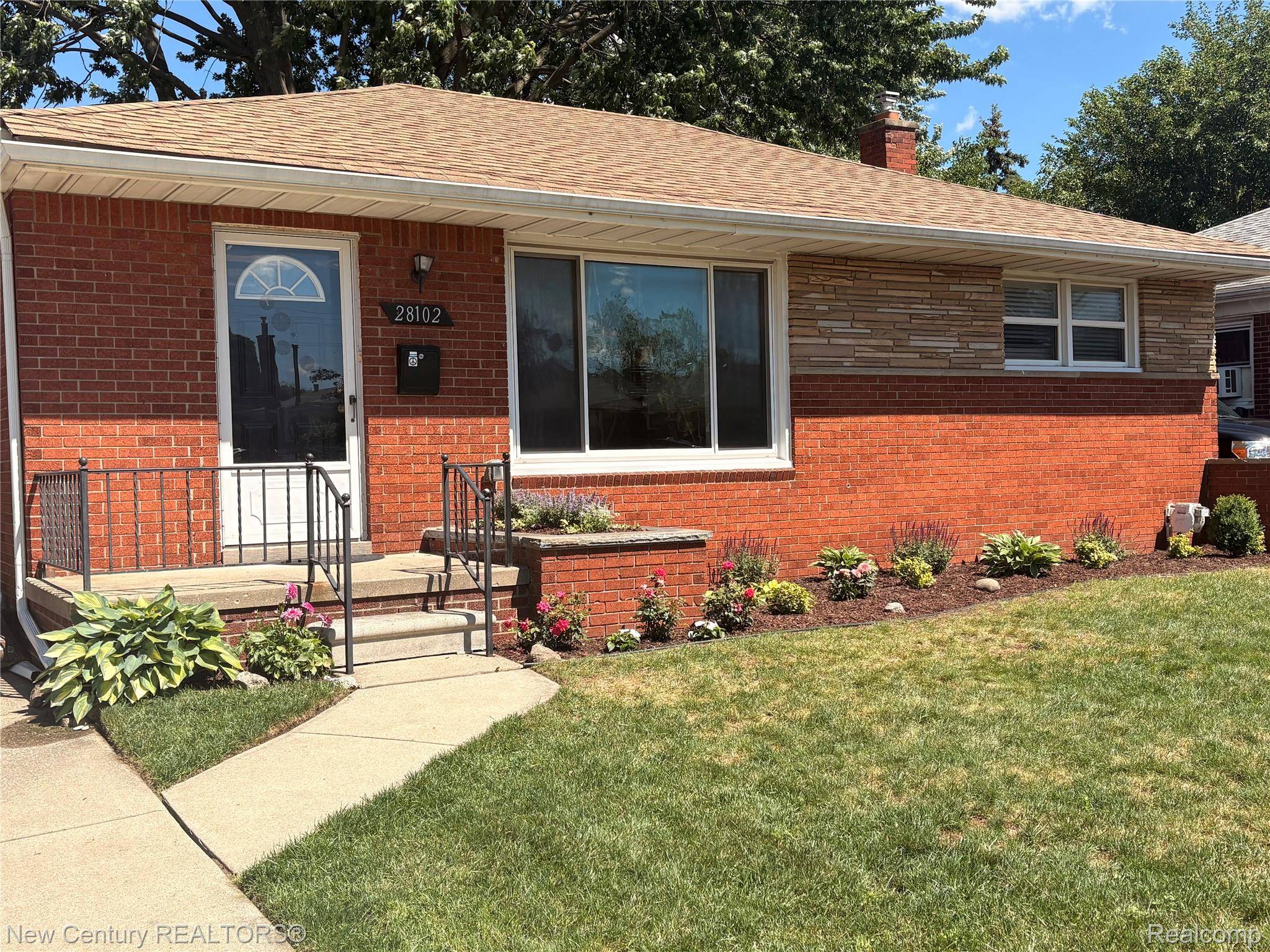 28102 Brush ST, Madison Heights, MI 48071