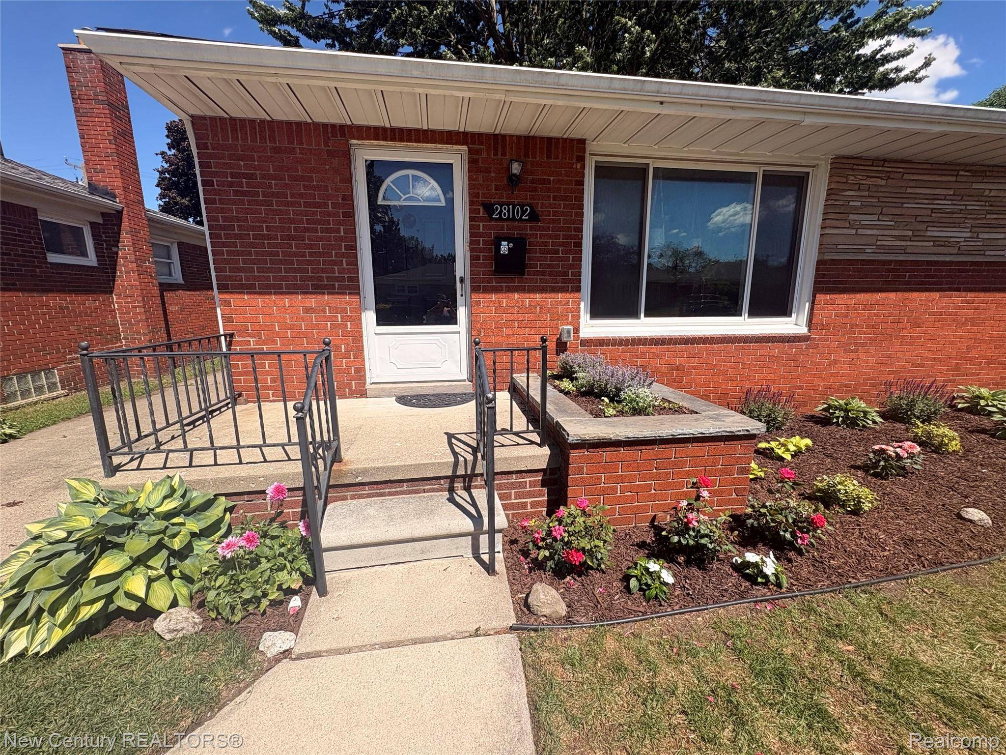 28102 Brush ST, Madison Heights, MI 48071