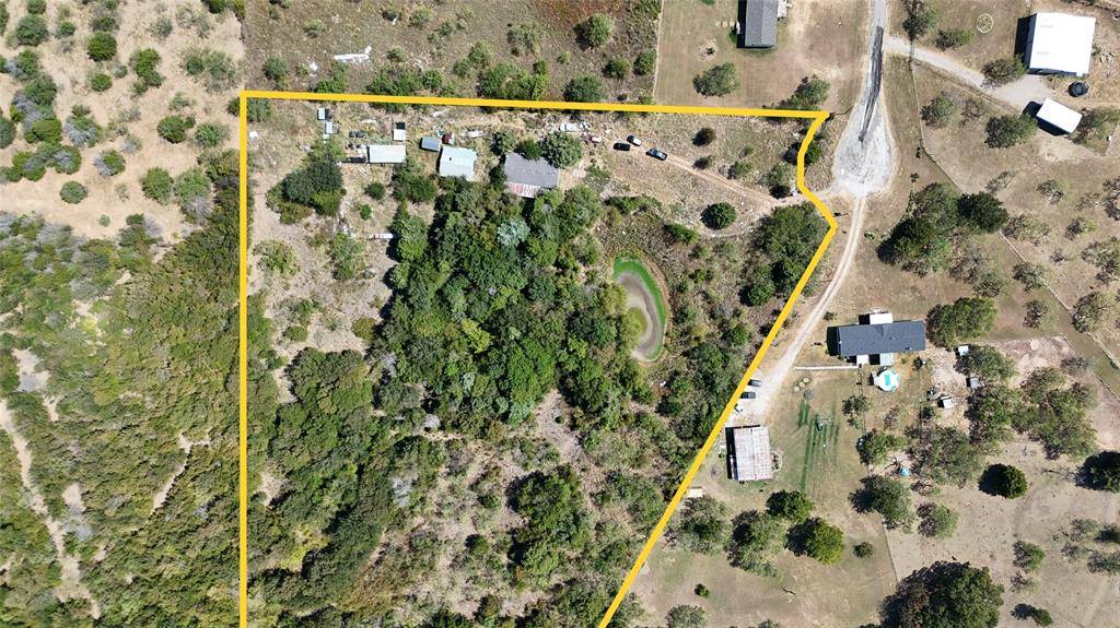 156 County Road 3144, Corsicana, TX 75109