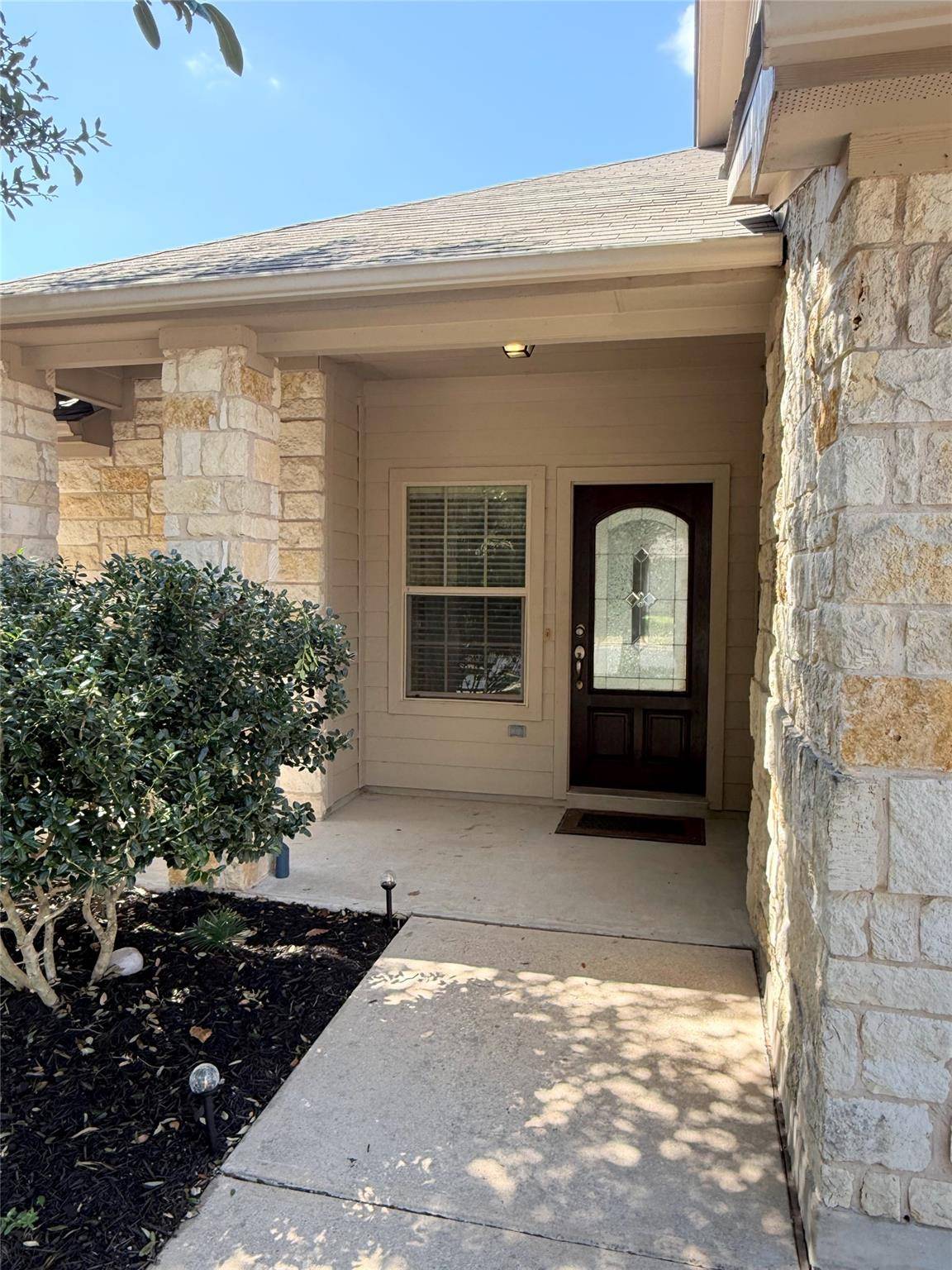 236 Falcon LN, Leander, TX 78641