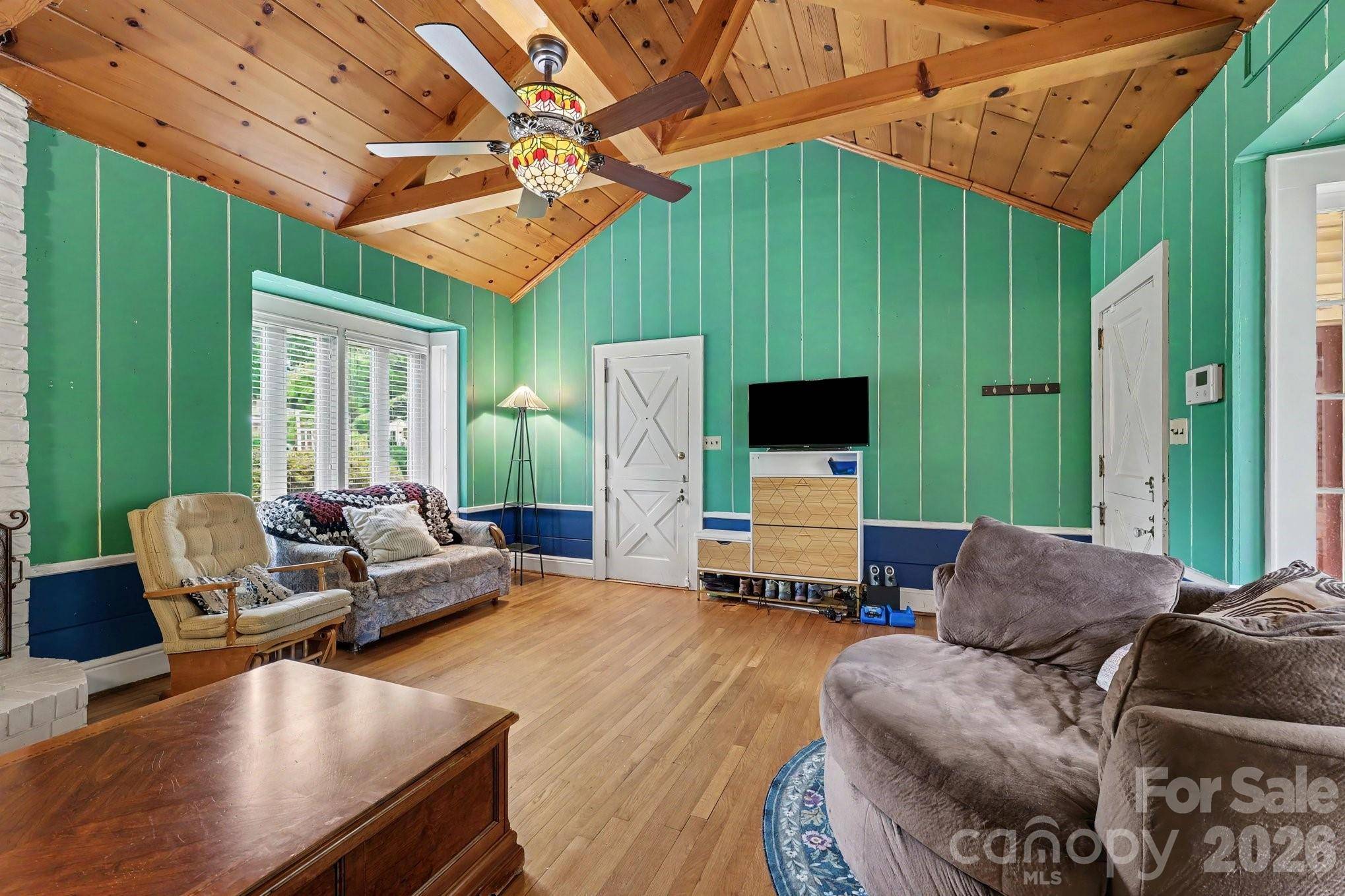404 Fairview DR, Lexington, NC 27292