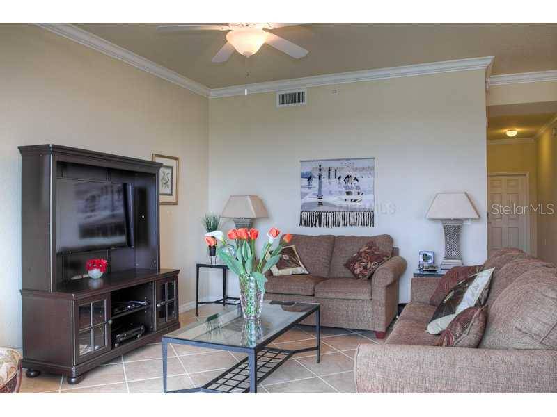 8309 GRAND ESTUARY TRL #206, Bradenton, FL 34212