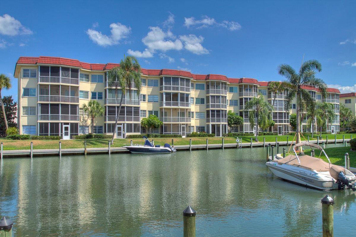 1250 N PORTOFINO DR #107MAR, Sarasota, FL 34242
