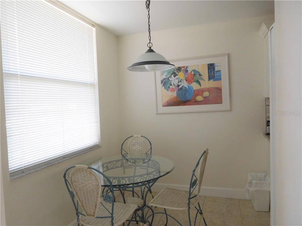 8735 OLDE HICKORY AVE #8104, Sarasota, FL 34238