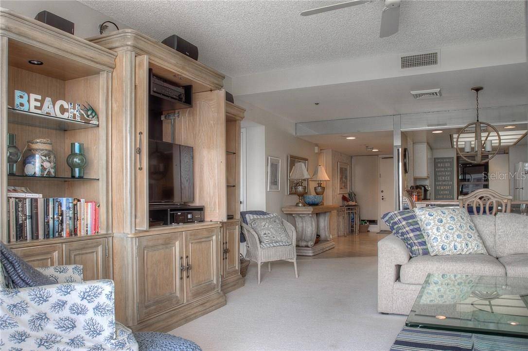 2109 GULF OF MEXICO DR #1402, Longboat Key, FL 34228
