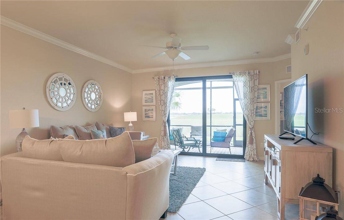 5558 PALMER CIR #106, Bradenton, FL 34211