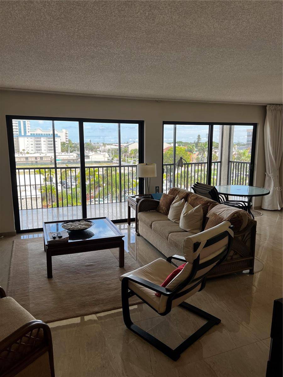 1102 BEN FRANKLIN DR #514, Sarasota, FL 34236