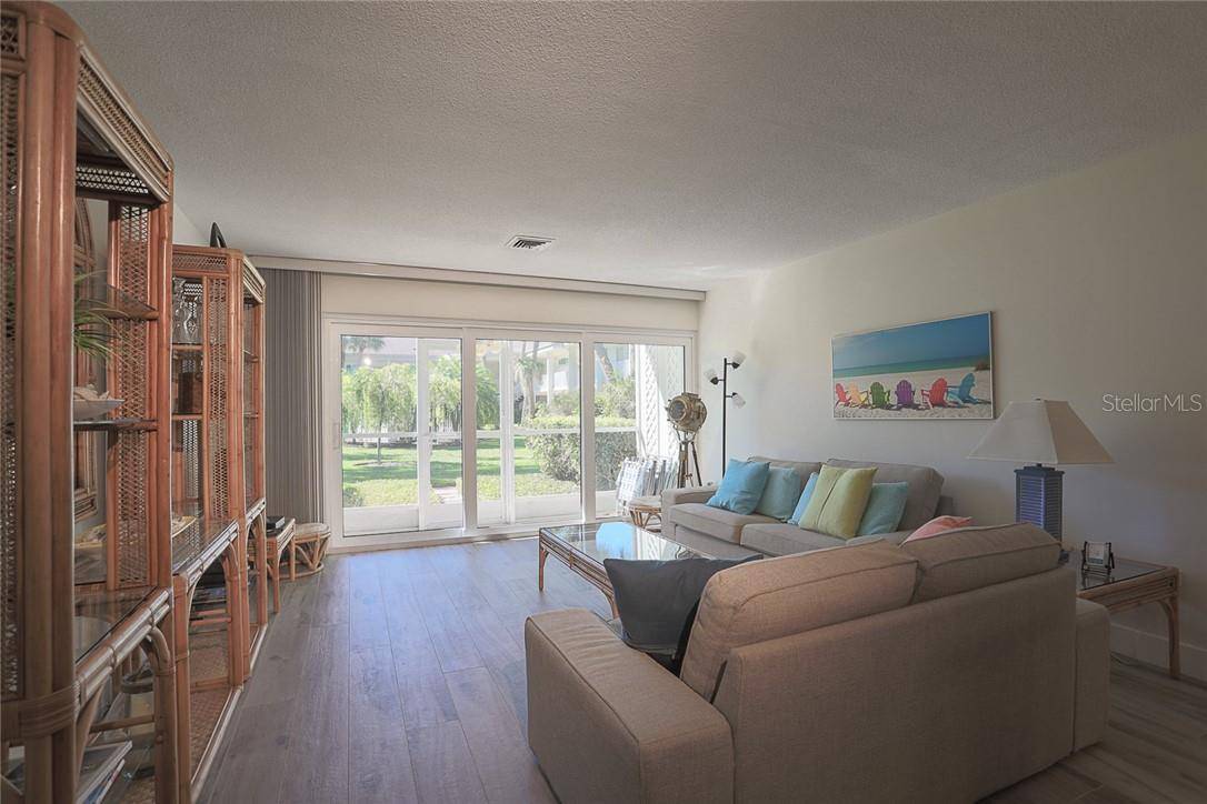 500 S WASHINGTON DR #16A, Sarasota, FL 34236