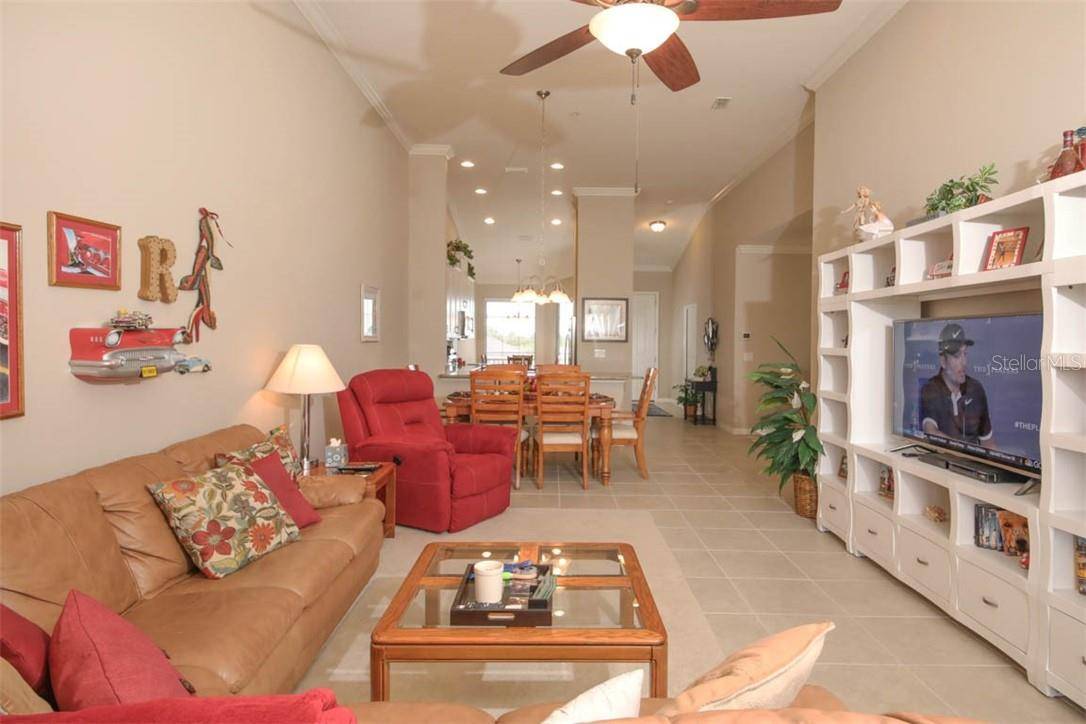 12720 SORRENTO WAY #201, Bradenton, FL 34211