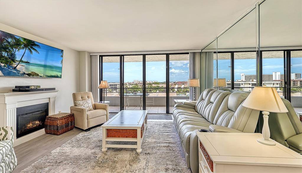 6415 MIDNIGHT PASS RD #602, Sarasota, FL 34242